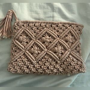 Three bird nest pouch